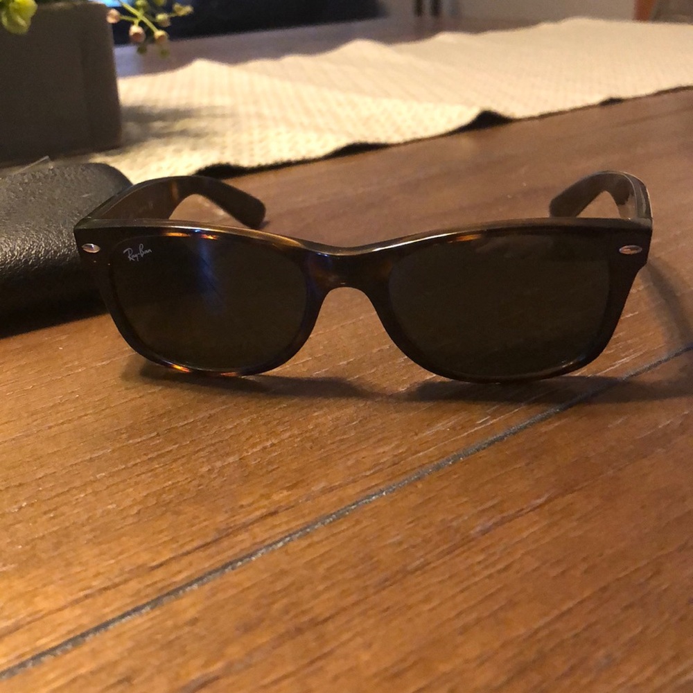 Ray bans